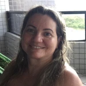 Meet your Posher, Simone